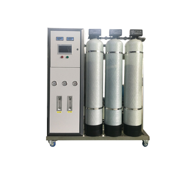 標準實驗室內(nèi)鏡純水機